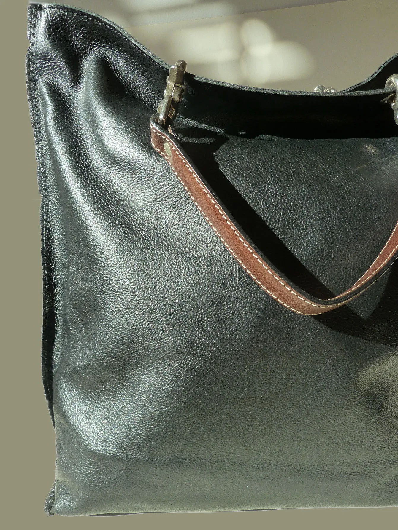 Gajumbo Tote Bag Napa Leather Black