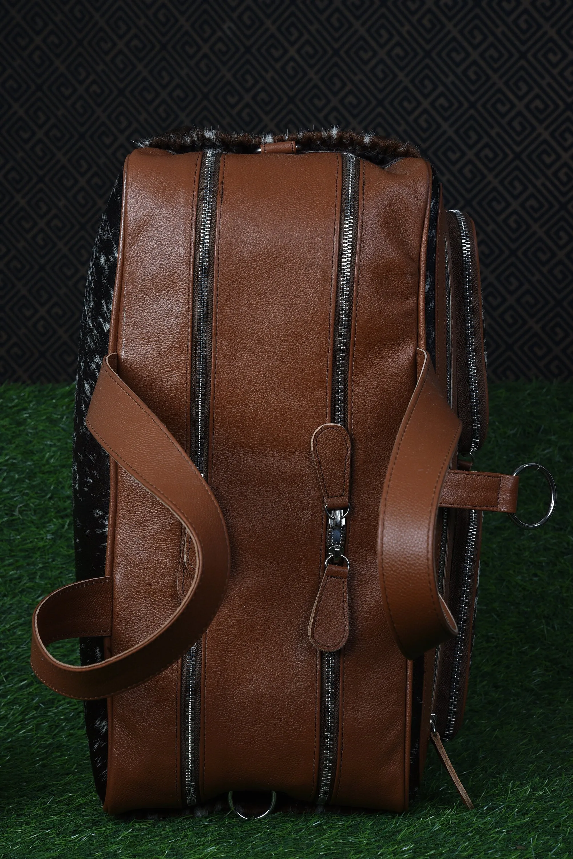 Stylish and Functional Baby Essentials Customizable Genuine Leather Trendy Diaper Bags for Moms on the Go Handcrafted Cowhide Baby SDB 1057