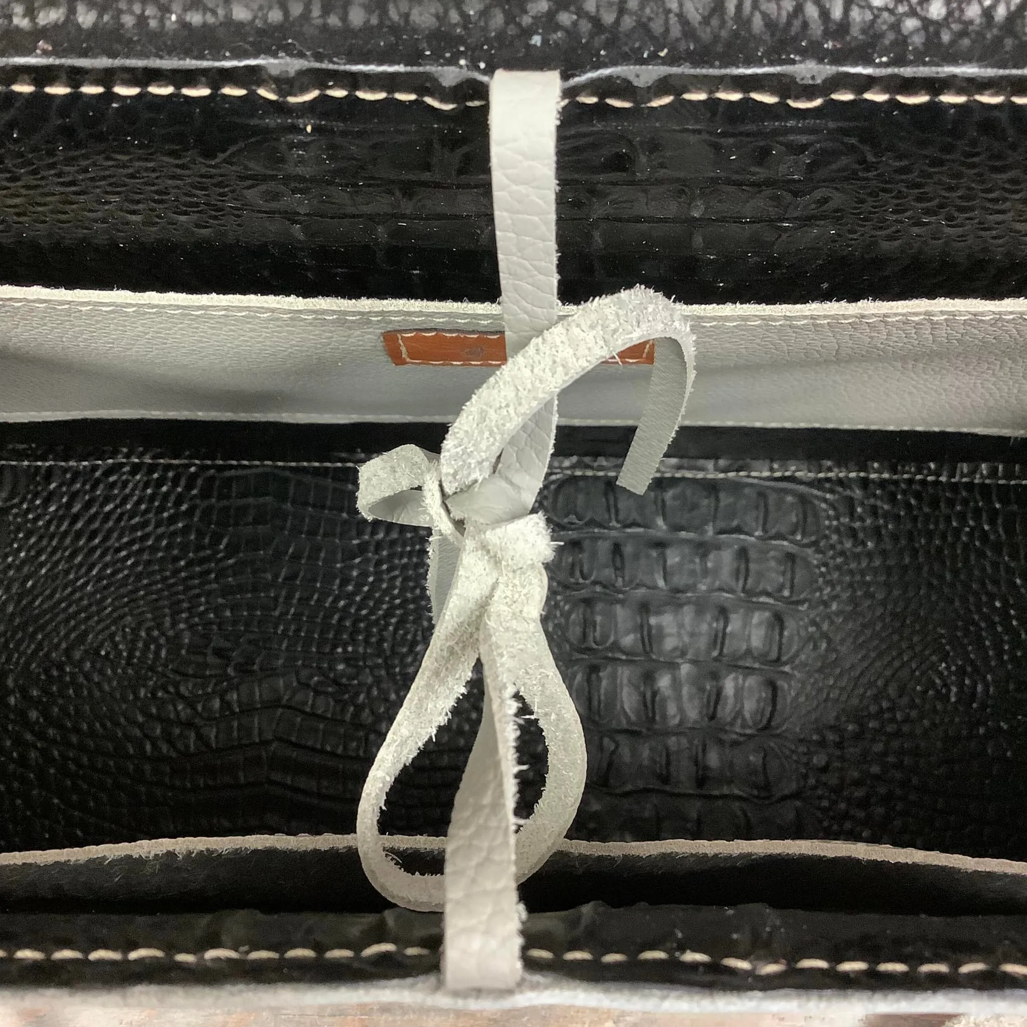 Trail Blazer Tote - #37004